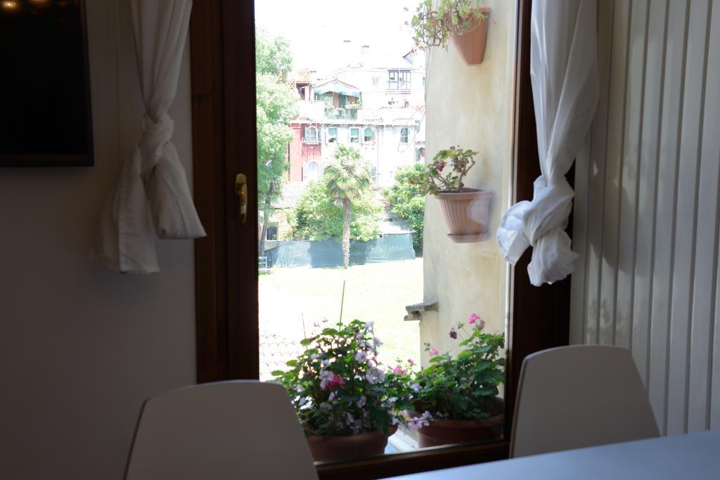Appartamenti Ai Greci Venesia Ruang foto